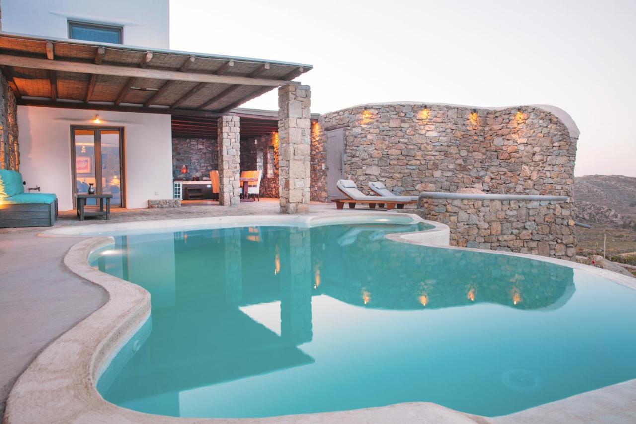 Amallini Suites Mykonos スーパーパラダイスビーチ エクステリア 写真