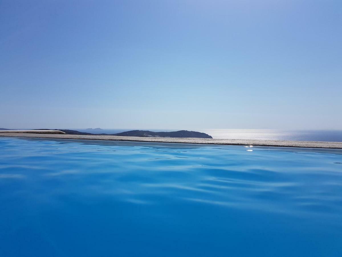 Amallini Suites Mykonos スーパーパラダイスビーチ エクステリア 写真