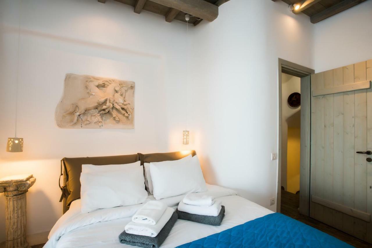 Amallini Suites Mykonos スーパーパラダイスビーチ エクステリア 写真